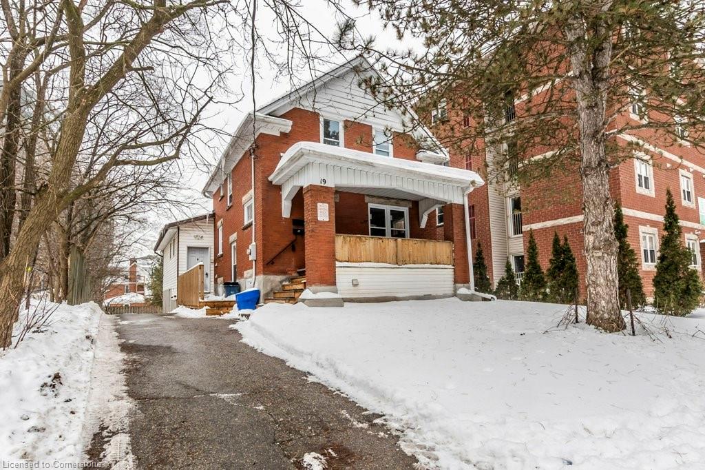 19 Bricker Ave, Waterloo, ON N2L 3B3