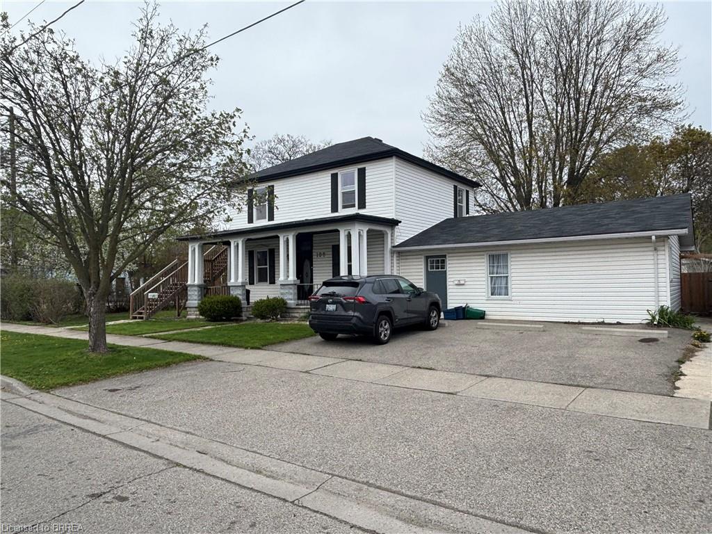 196 Marlborough St, Brantford, ON N3T 4T1