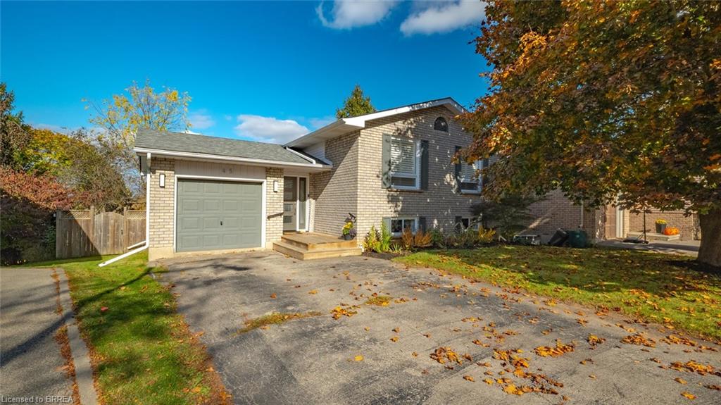 45 Latzer Cres, Brantford, ON N3V 1E1