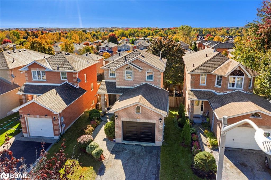 41 Widgeon St, Barrie, ON L4N 8W5