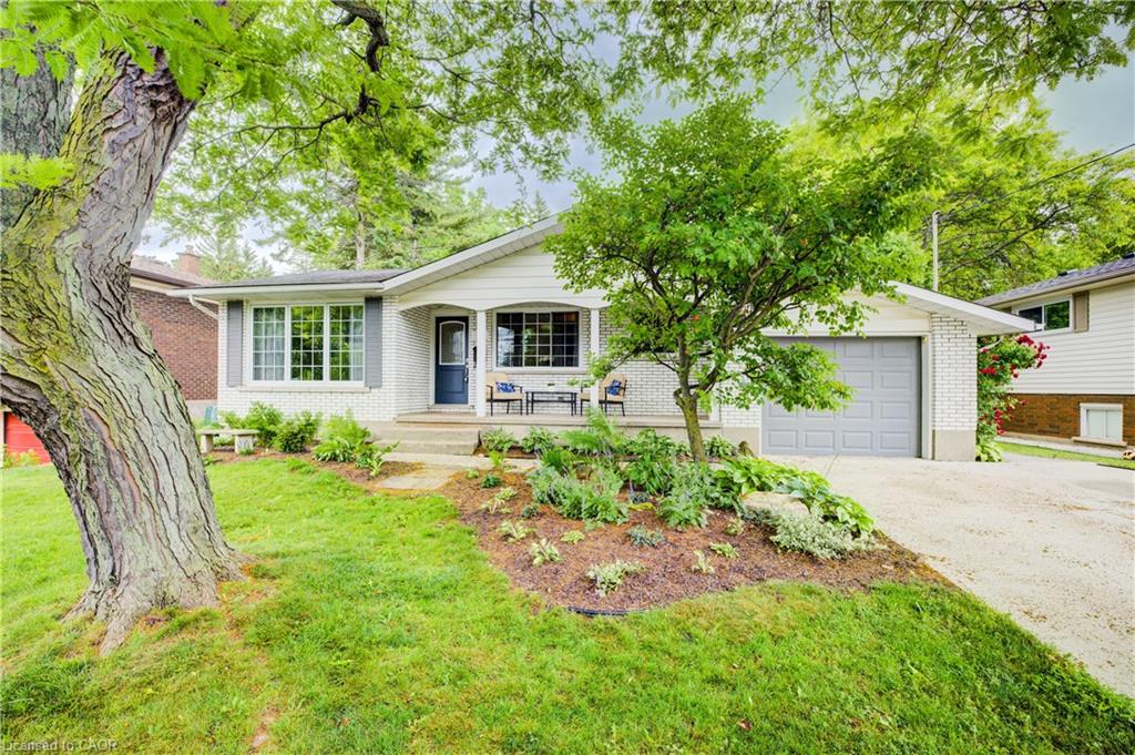 18 Rosemore Rd, St. Catharines, ON L2S 1A8