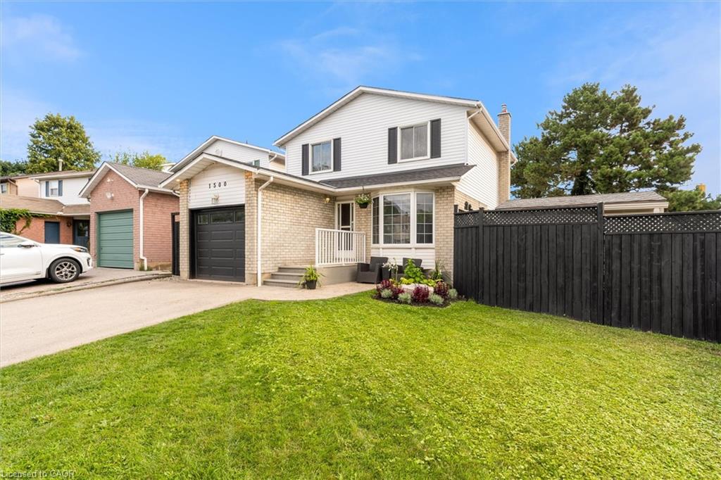 1500 Riley Ave, Burlington, ON L7M 3C1