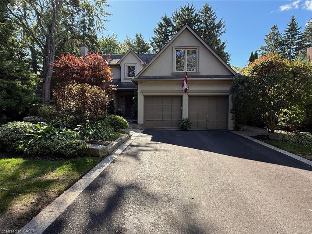 1338 Prince Albert Ct, Mississauga, ON L5H 3S1