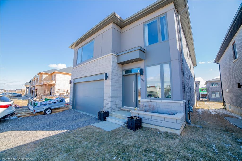 400 Klein Cir, Hamilton, ON L9G 3K9