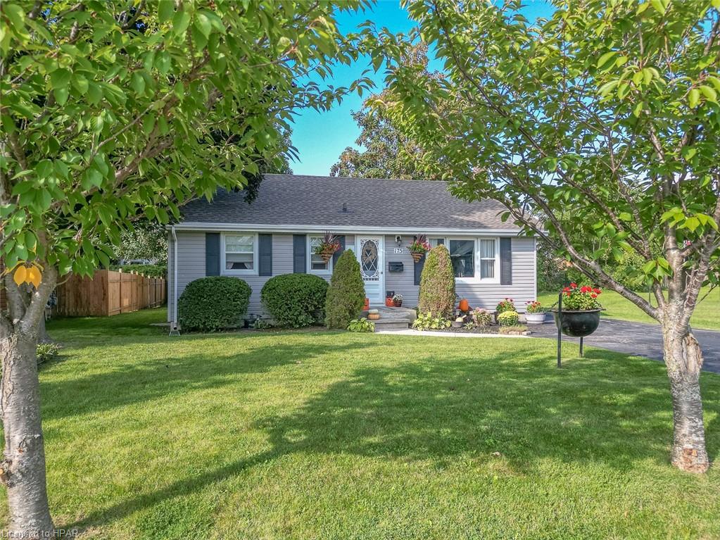 175 Park St, Goderich, ON N7A 1L1 MLS 40489225 Houseful