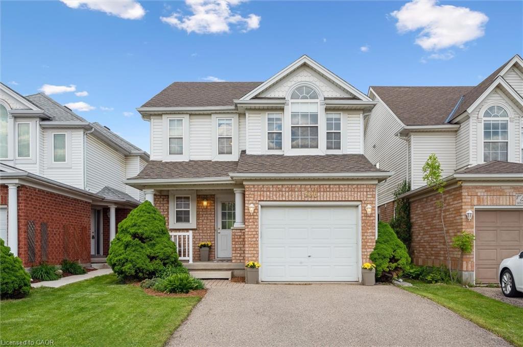 566 Bonavista Dr, Waterloo, ON N2K 3Z7
