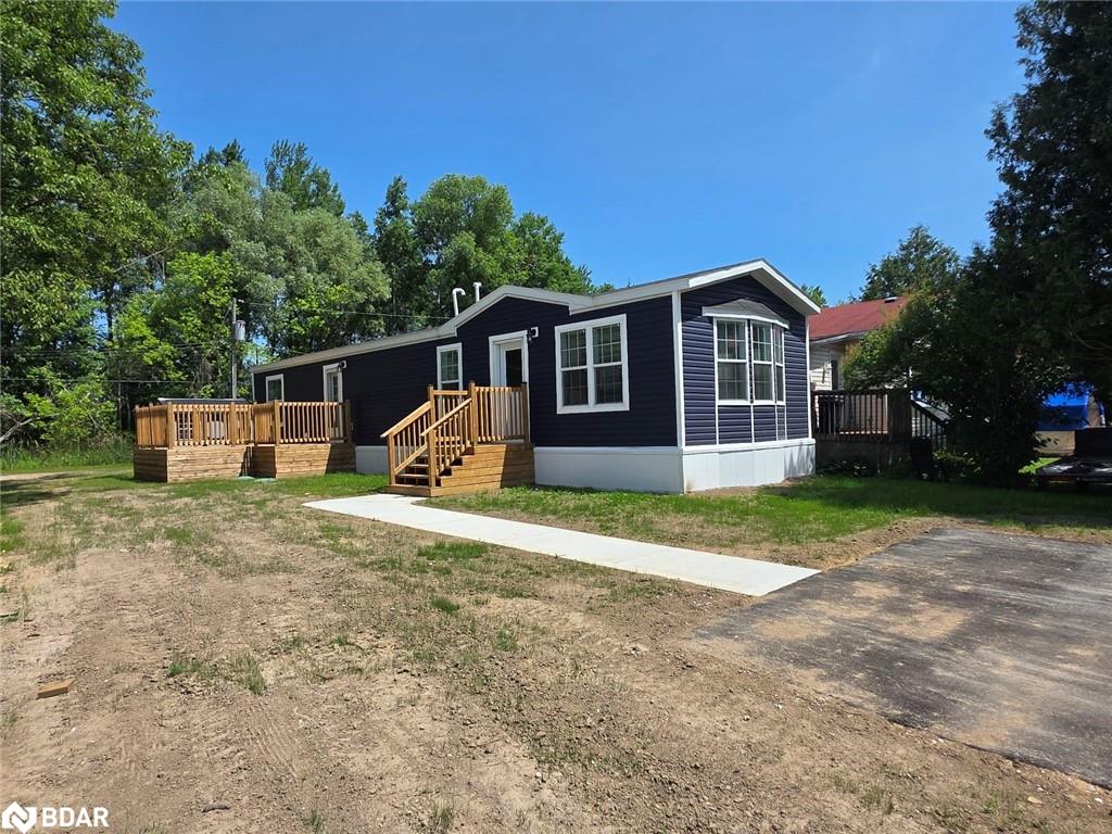 40 Shamrock Cres, Angus, ON L3W 0A5
