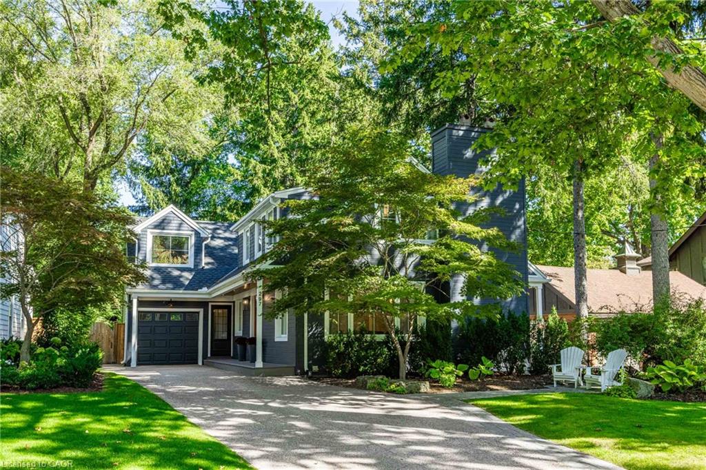 297 Watson Ave, Oakville, ON L6J 3V3