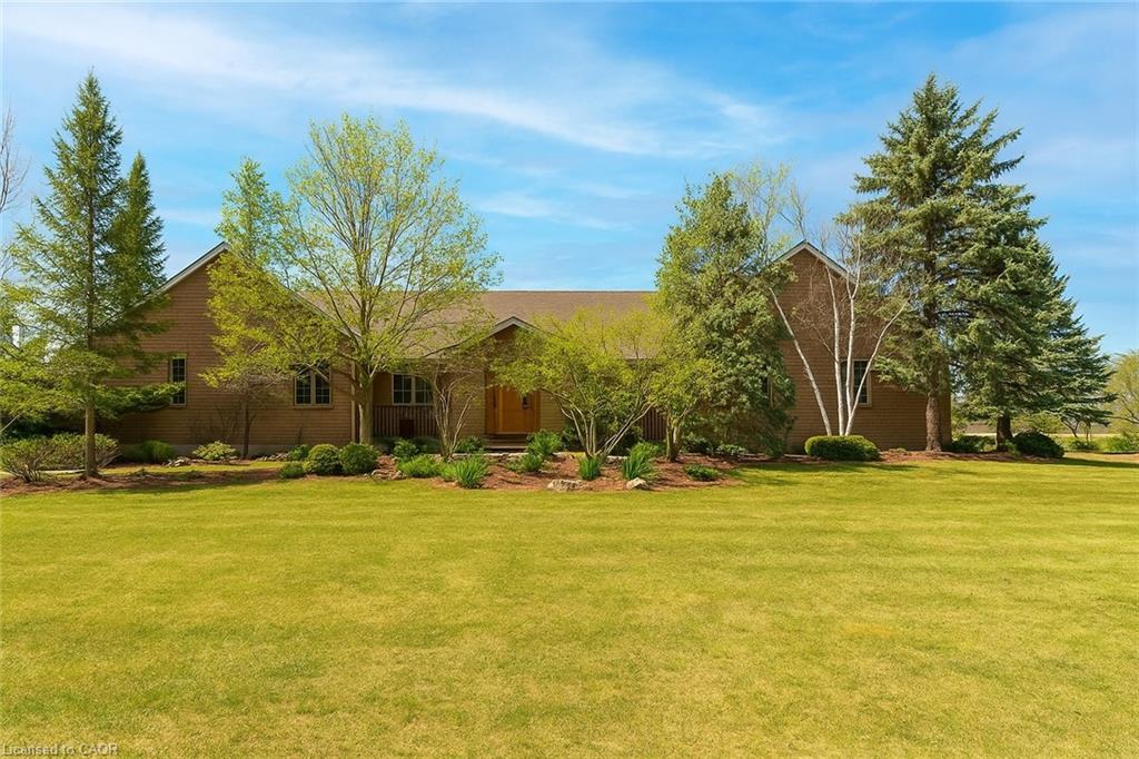 425 Golf Club Rd, Hamilton, ON L0R 1P0