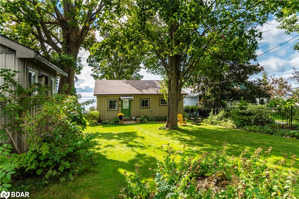 115 Lakeshore Rd W, Oro-medonte, ON L0L 2E0