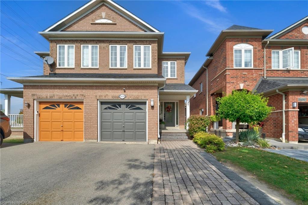5699 Raleigh St, Mississauga, ON L5M 7E6