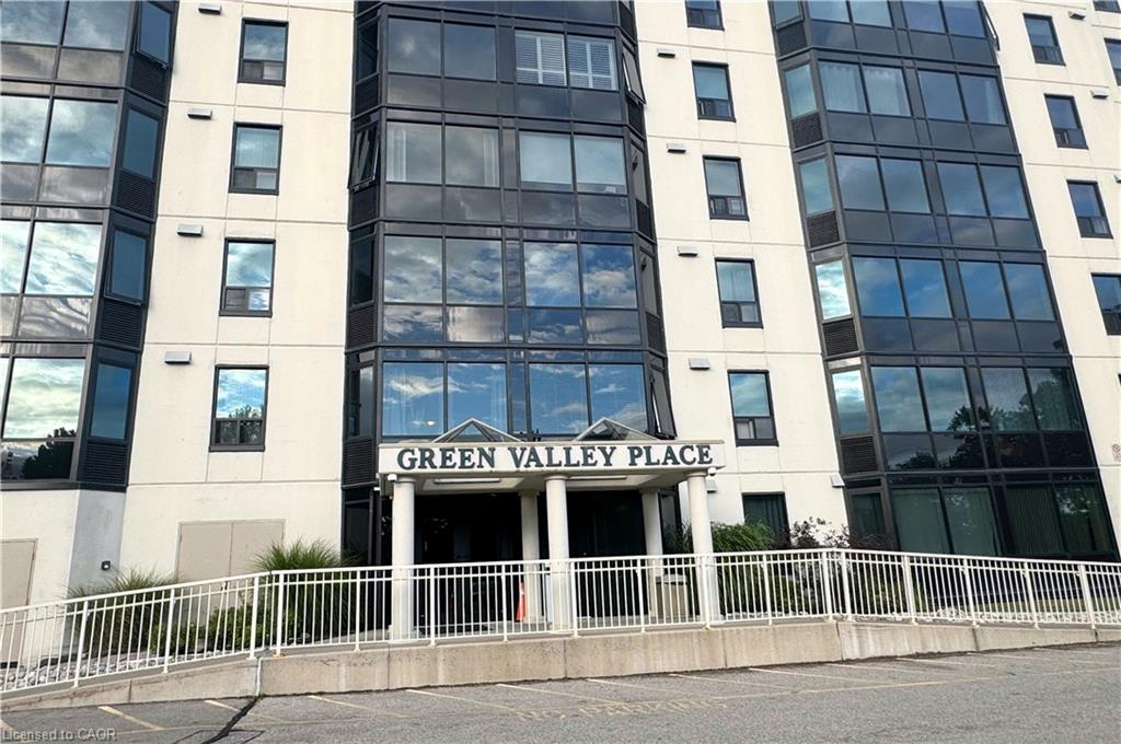 35 Green Valley Drive Unit 1605, Kitchener, ON N2P 2A5