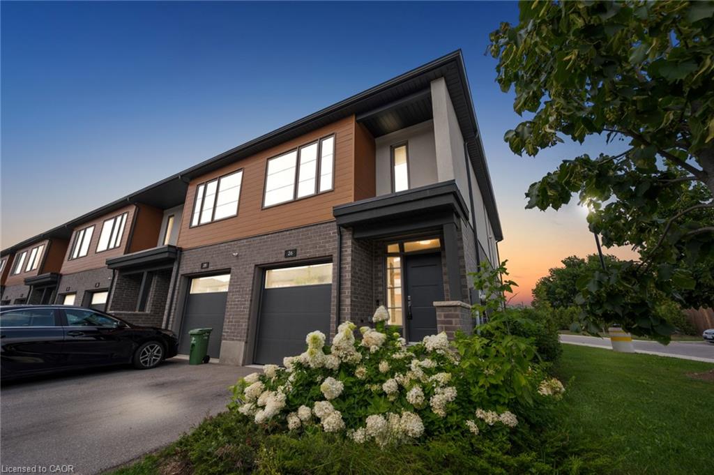 26 Steele Cres, Guelph, ON N1E 0S7