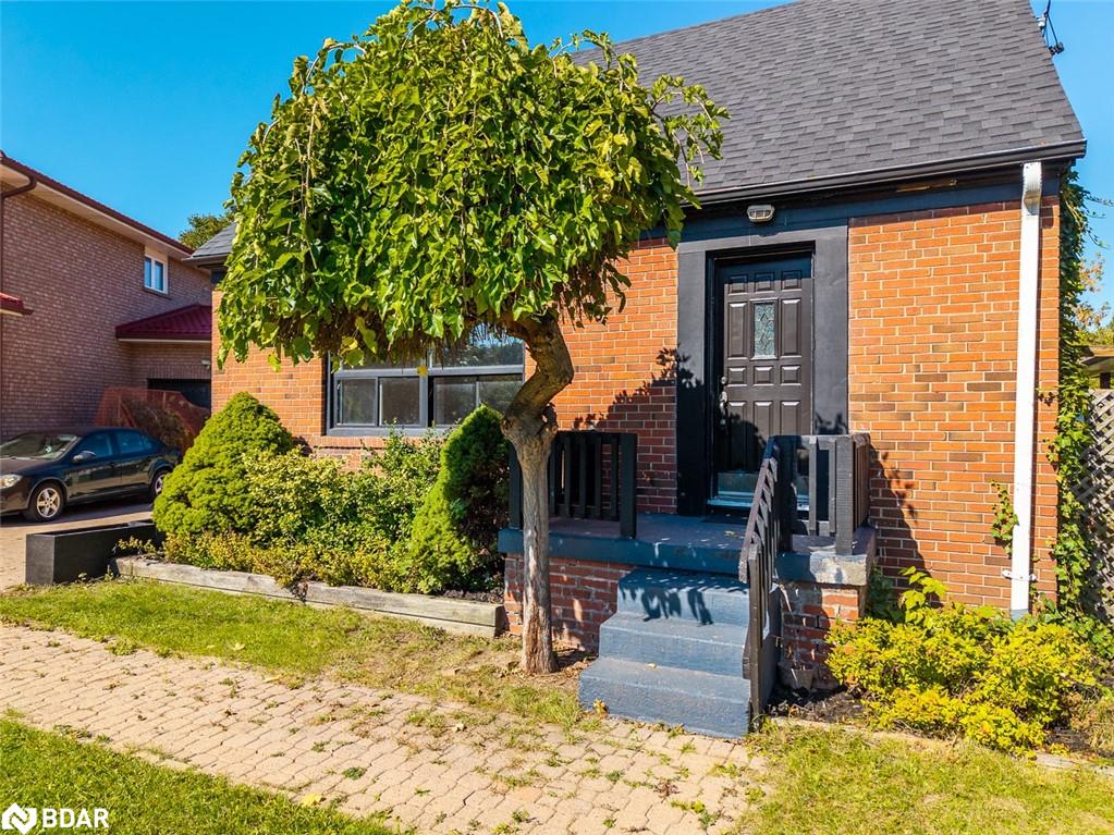 65 Barrhead Cres, Etobicoke, ON M9W 3Z8