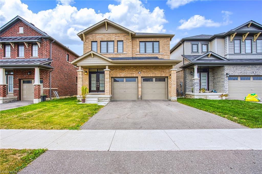 12 Midhurst Hts, Hamilton, ON L8J 0K9