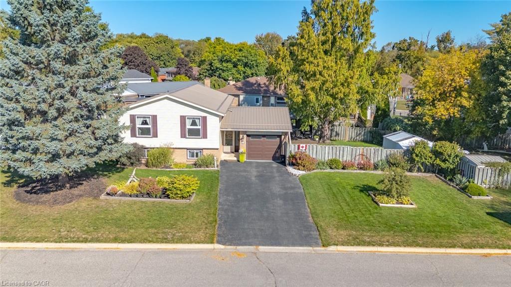 7 Turner Dr, Simcoe, ON N3Y 5E9
