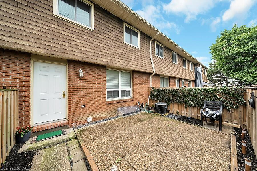 1015 Upper Gage Avenue Unit 4, Hamilton, ON L8V 4L2