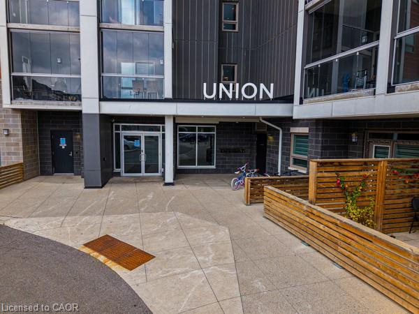 200 Lagerfeld Dr, Brampton, ON L7A 5G5