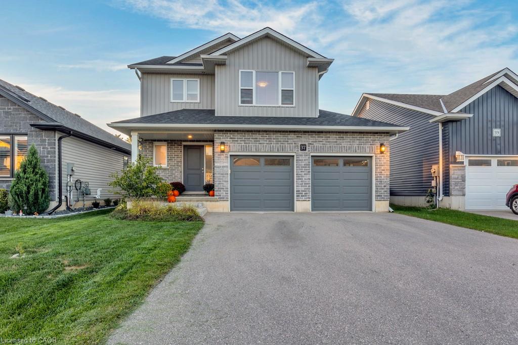 37 Reeves Rd, Ingersoll, ON N5C 0E1