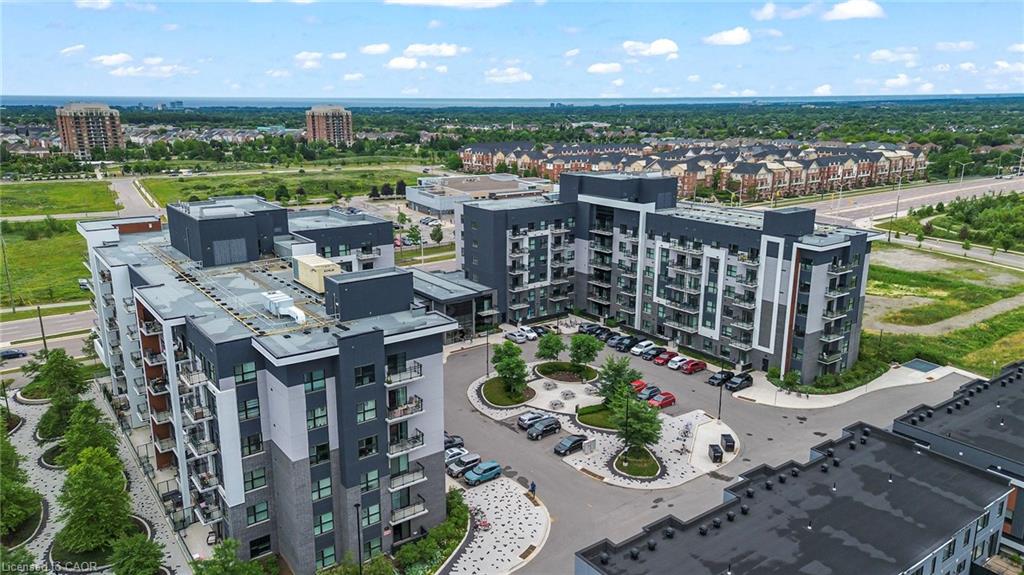 102 Grovewood Common Unit 121, Oakville, ON L6H 0X2