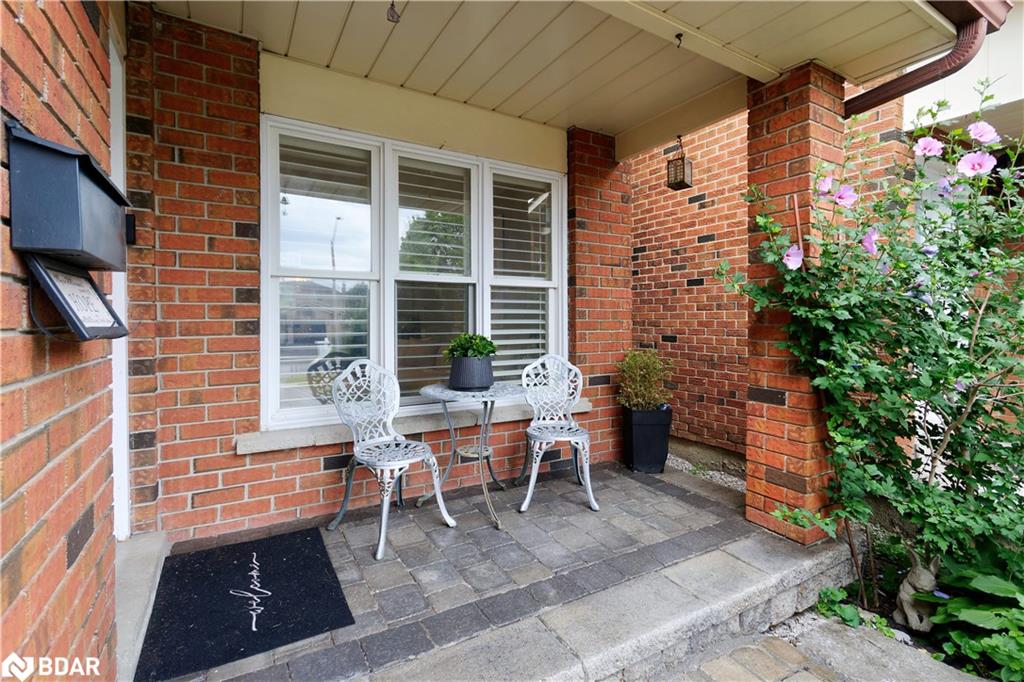 4320 Shelby Cres, Mississauga, ON L4W 3T3