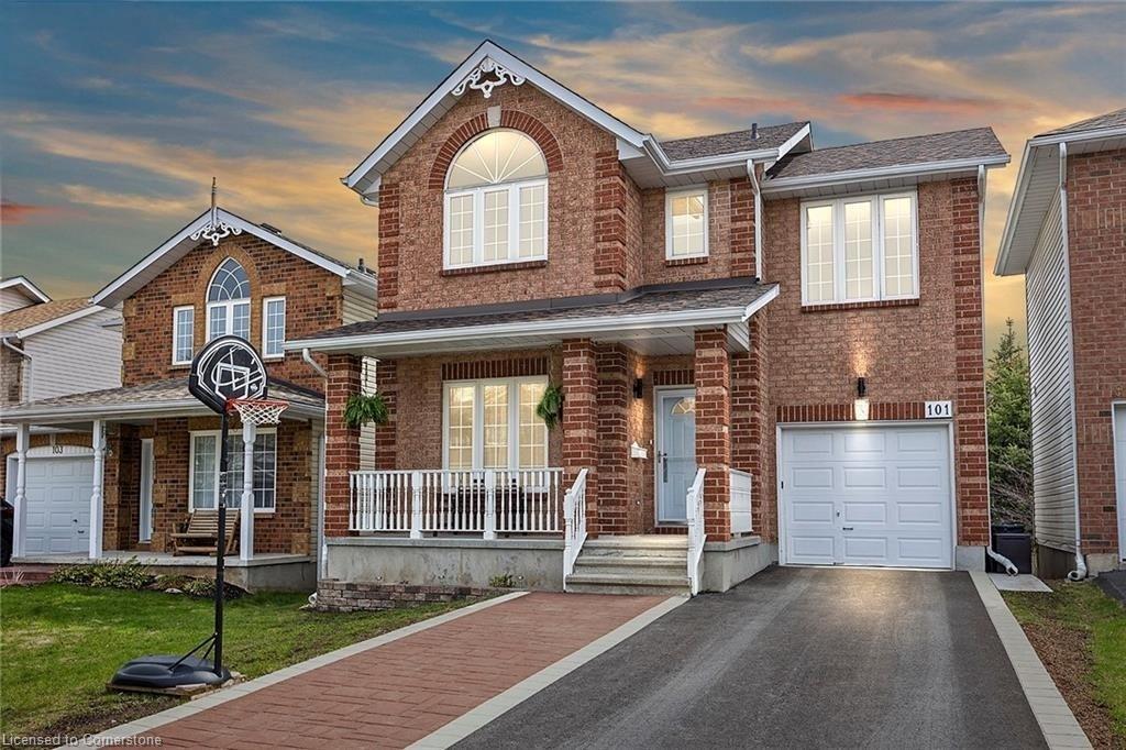101 Dalgleish Ave, Kingston, ON K7K 7E3