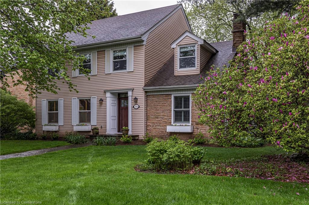 134 Broad Leaf Cres, Ancaster, ON L9G 3M5
