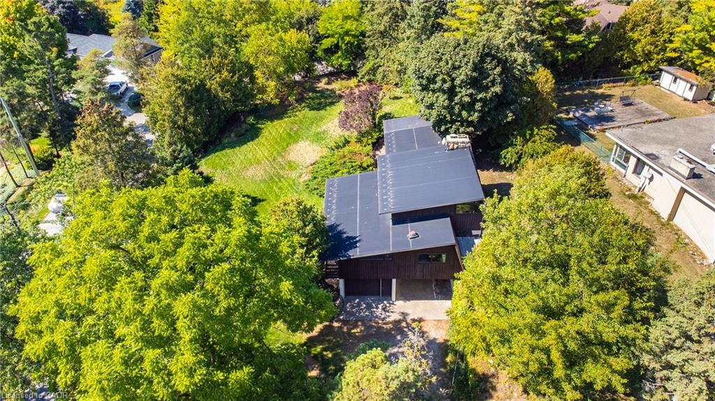 121 Grand Hill Dr, Kitchener, ON N2P 2E2