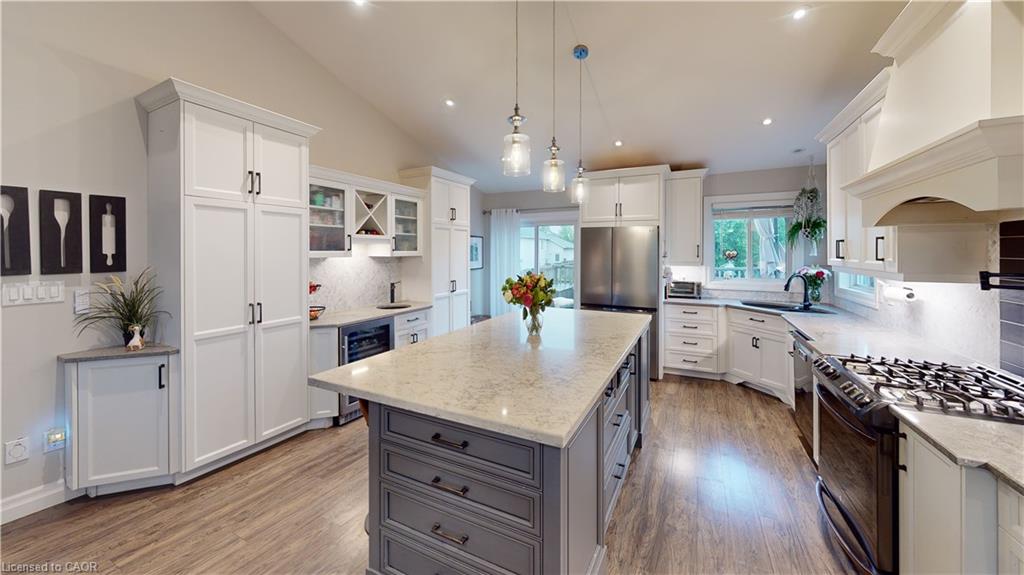 42 Jane St, West Lincoln, ON L0R 2A0