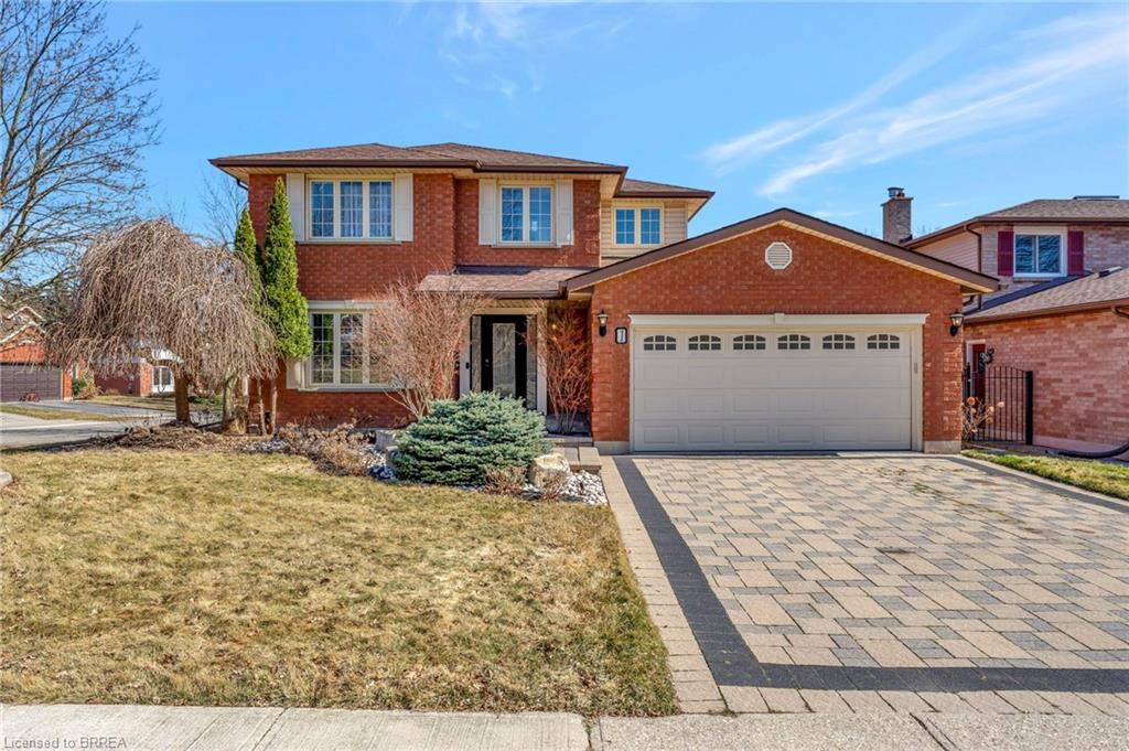 1 Bowen Ln, Brantford, ON N3T 6G3