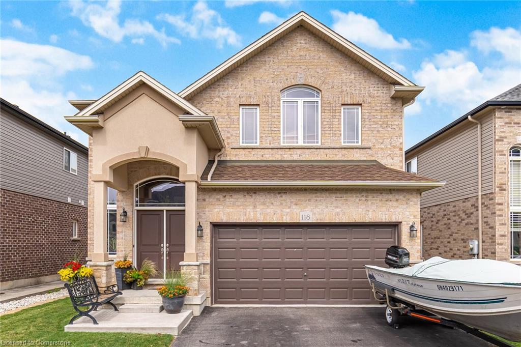 118 Lampman Dr, Grimsby, ON L3M 0E7