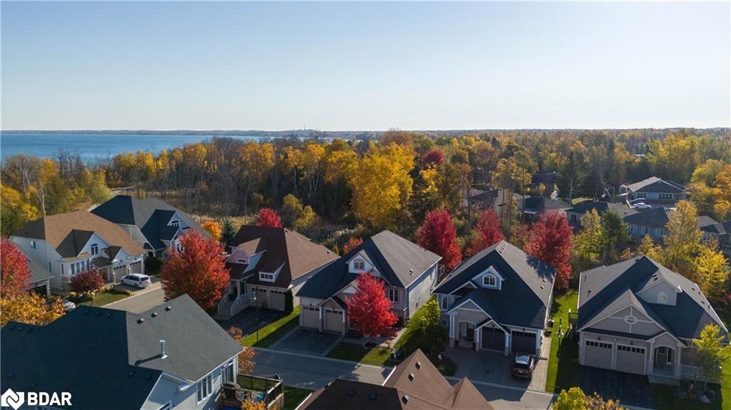 44 Starboard Cir, Wasaga Beach, ON L9Z 0E9