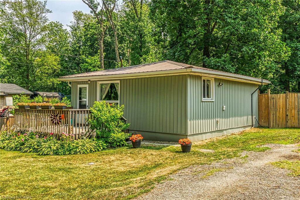 4 Nanticoke Valley Rd, Nanticoke, ON N0A 1L0