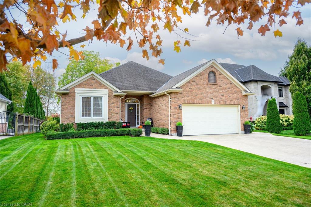 8 Bacon Ln, Pelham, ON L0S 1E4
