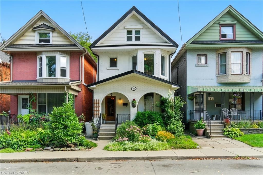 165 Burris St, Hamilton, ON L8M 2J7