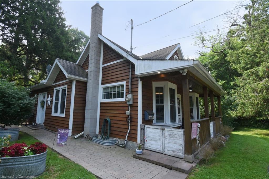 662 Old Dundas Rd, Hamilton, ON L9G 3J3