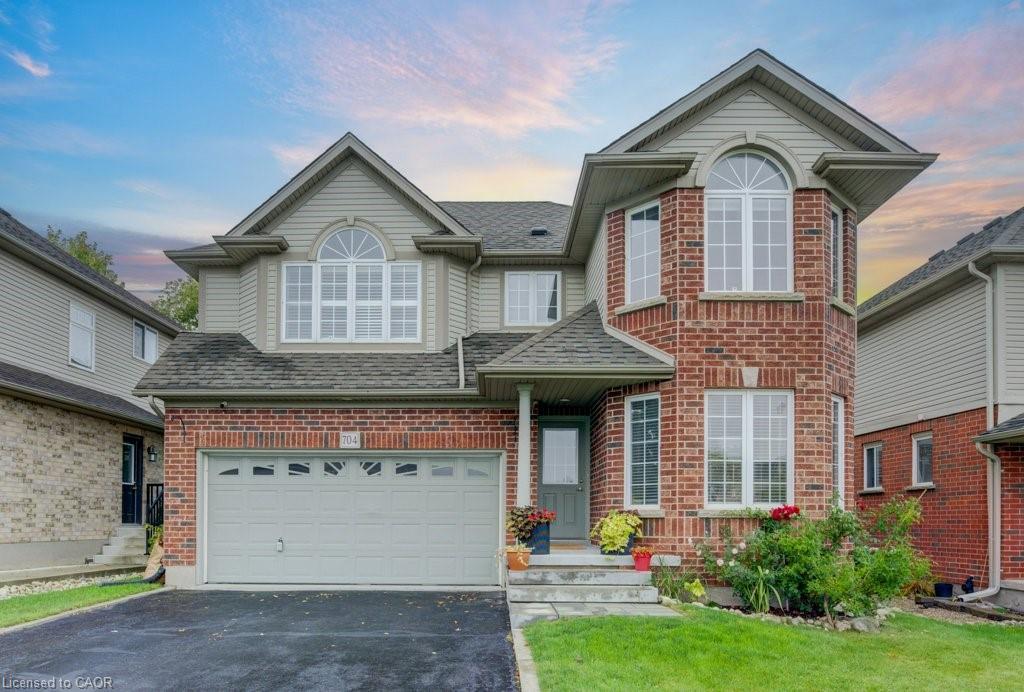 704 Shediac Cres, Waterloo, ON N2K 4H5