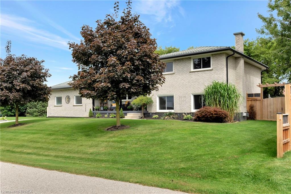 3 Saint Catharine St, Brant, ON N0E 1A0