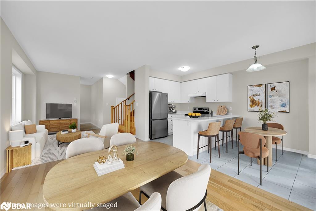 8273 Tulip Tree Drive Unit 9, Niagara Falls, ON L2H 3S8