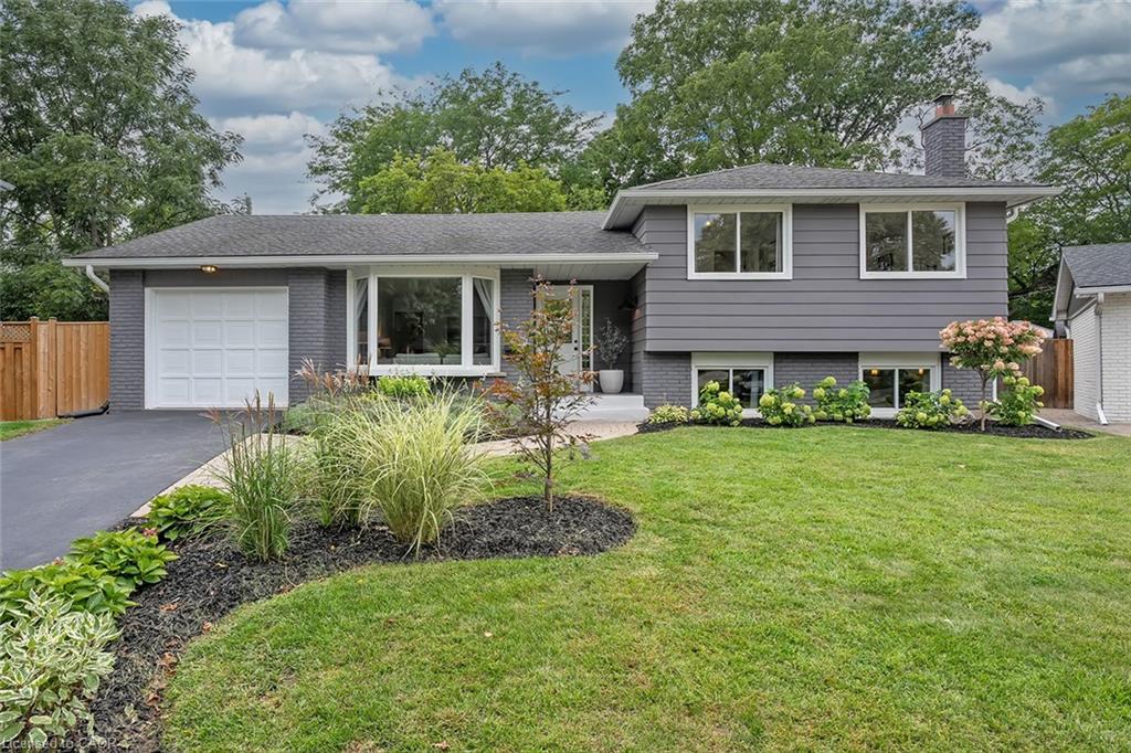 406 Oakwood Dr, Burlington, ON L7N 1X2