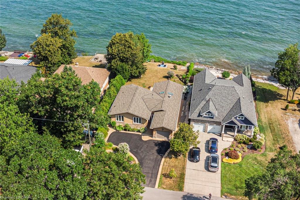 38 Lakeside Dr, Grimsby, ON L3M 2L2