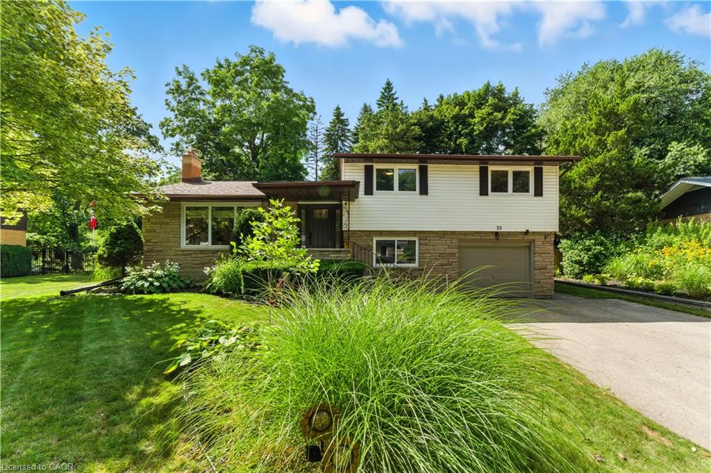 33 Shadywood Cres, Kitchener, ON N2M 4J1