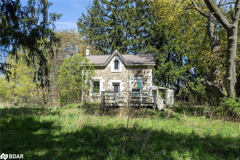 9414 First Line Nassagweya, Milton, ON L9T 2X7