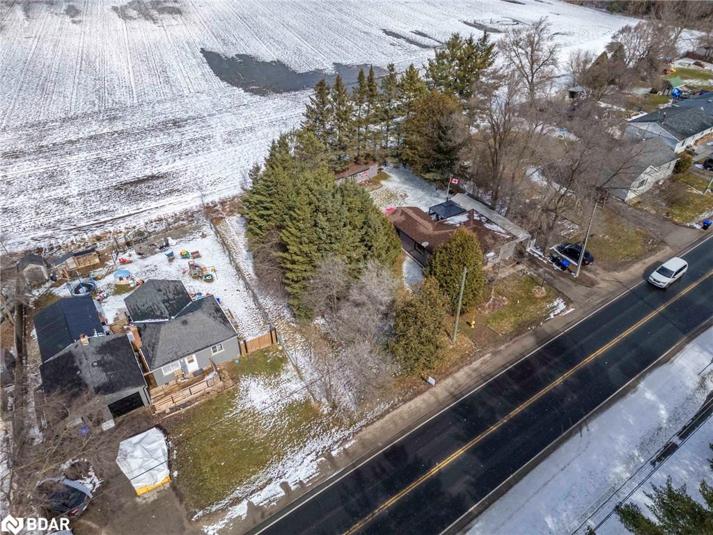 18 Brentwood Rd, Essa, ON L0M 1B0