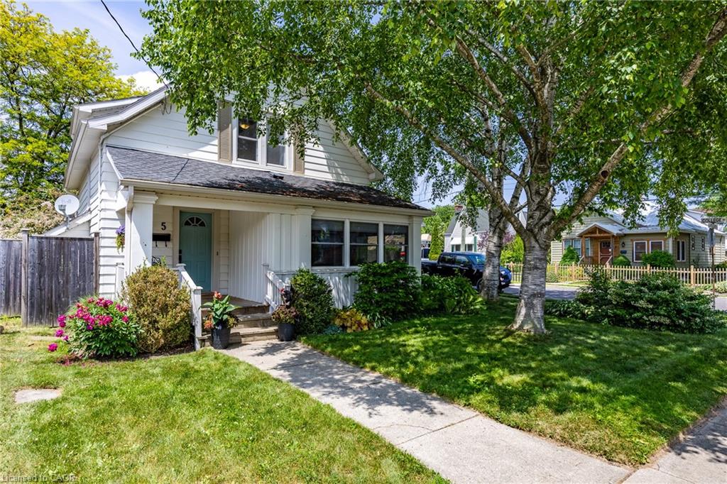 5 Hawthorne Ave, Simcoe, ON N3Y 2L6