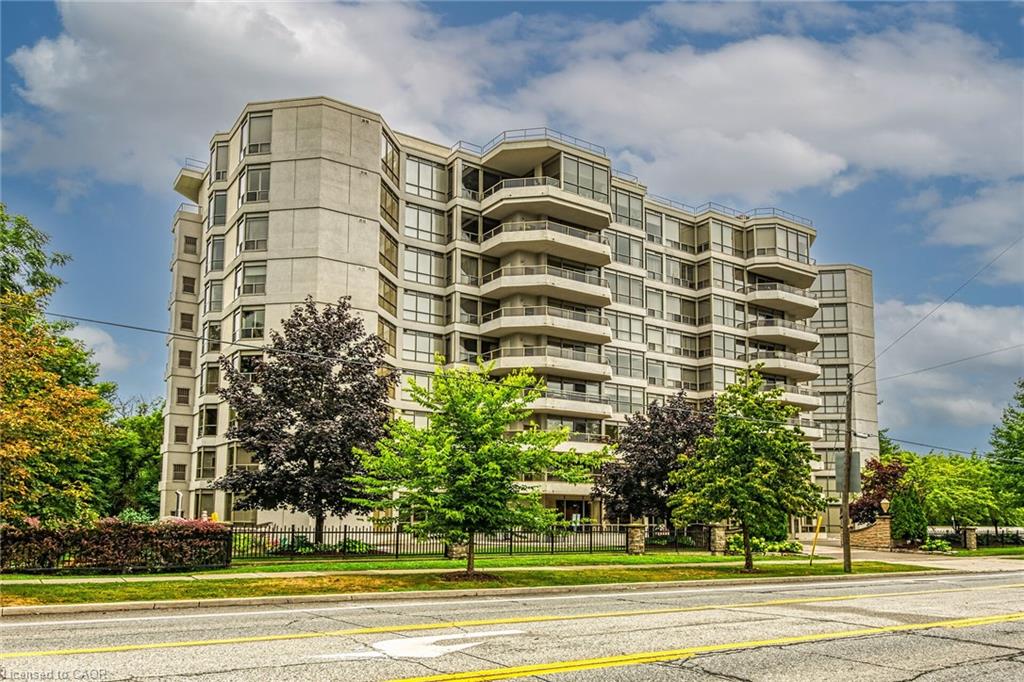 1770 Main Street W Unit 105, Hamilton, ON L8S 1H1