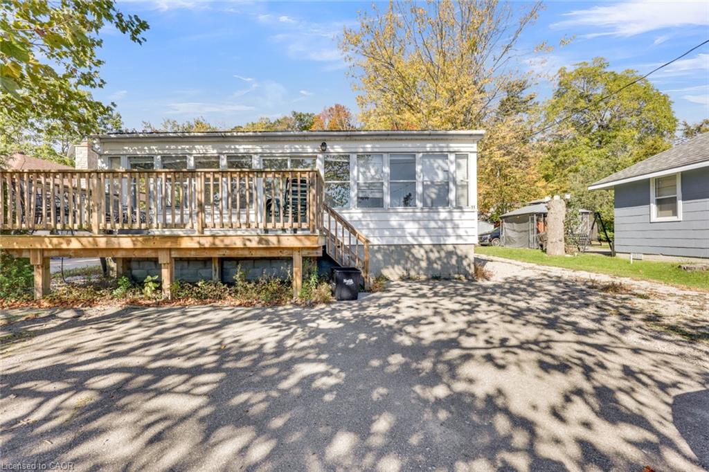 11 Snooks Dr, Turkey Point, ON N3Y 4J9