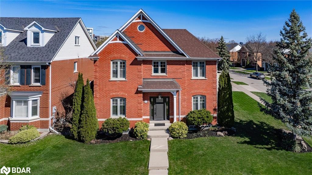 101 Westchester Rd, Oakville, ON L6H 6H8