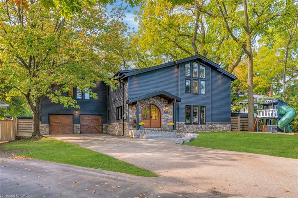 89 Germorda Dr, Oakville, ON L6H 2P9