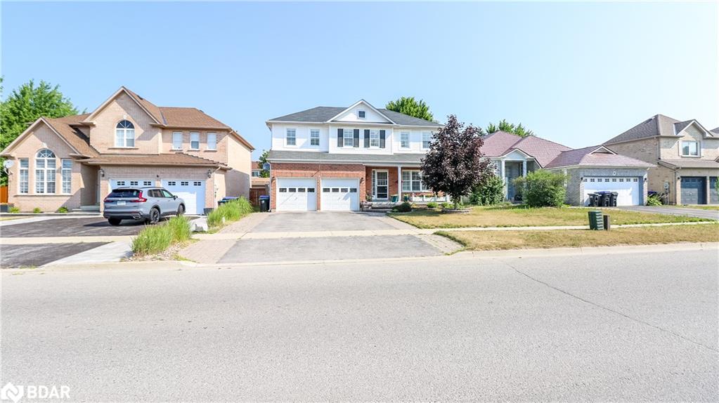14 Gold Park Gate, Essa, ON L0M 1B2